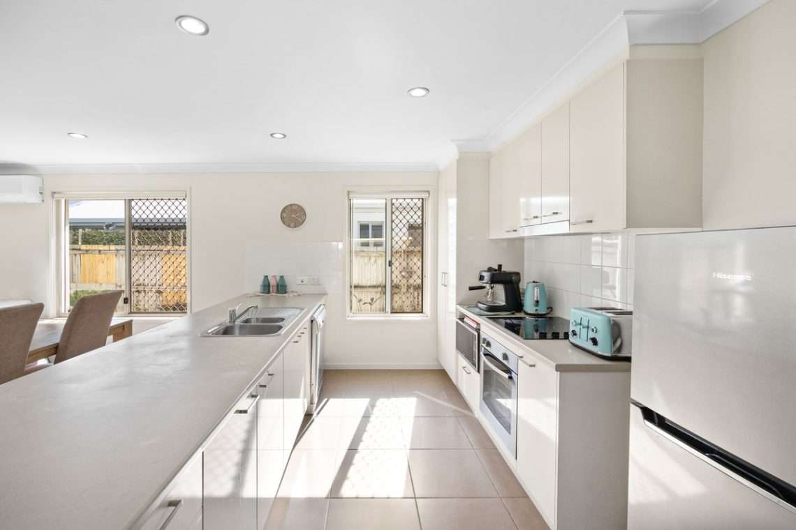 3 Garnet Street, Mountain Creek QLD 4557 — 06